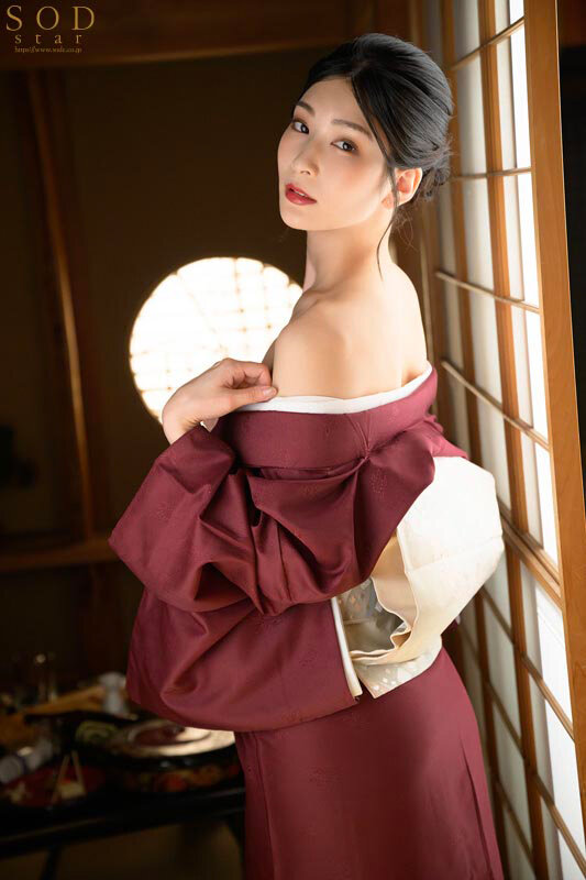 体を張ったおもてなしで経営難を立て直す温泉若女将 コンパニオンは私一人ですが晩酌でも宴会遊びでも中出し接待でも何でもご要望ください。ただしお代はきっちりいただきます… 本庄鈴 2