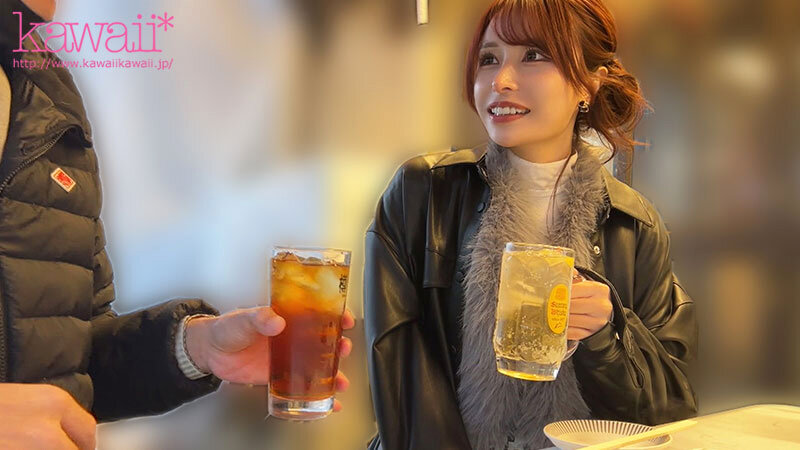 バケモノ級の性欲だった元カノと3年ぶりに再会したら初恋再燃 感情が昂り過ぎてアノ頃できなかった中出しを許してくれた 伊藤舞雪 1