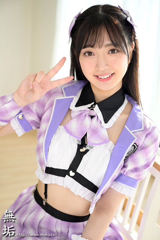 オジサンを虜にする あざと可愛い地下アイドル 秘密のオフパコ枕営業 中出しOKコスプレSEXイキ狂い7本番 永野鈴 1