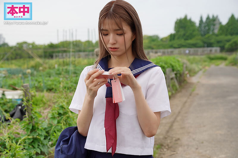 クラスの優等生に勉強を教えてくれと言われたので放課後に媚薬でエビぞりイキさせて中出しを教えてしまった。 倉本すみれ 1