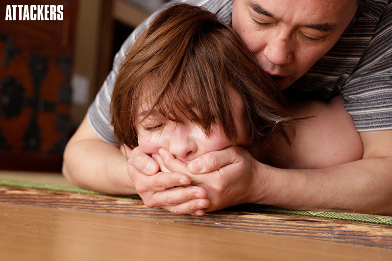 まさか父さんが妹を犯していたなんて…。 いつか僕は妹に欲情してしまう。だから妹から逃げたのに。 宍戸里帆 8