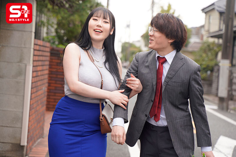 平日午後3時。私は「妻」を脱ぎ捨てた。際どいマッサージは不倫になりますか？ みなみ羽琉 1