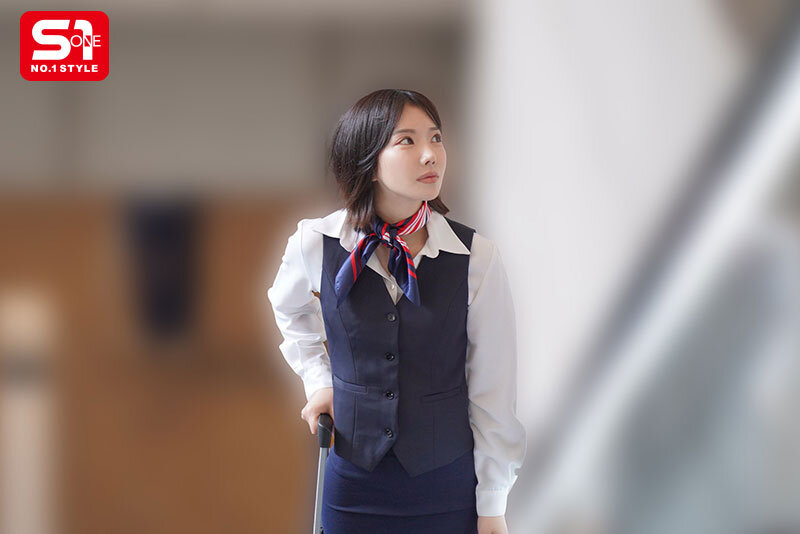 どんな命令も完全合意ハイクラスな見た目なのにドマゾなCAを飽きるまで調教し続けてヤッた 音無鈴 2