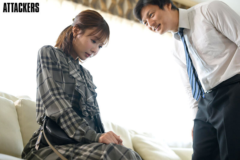 「お前の奥さん一か月間貸してくれよ。」僕が絶対に断れない状況で妻が上司に抱かれる夜。 栗山莉緒 1